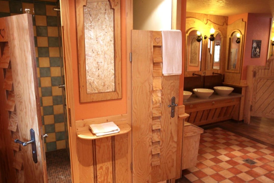 Sanitäranlagen "Camp Resort" Tipi Town Europa-Park