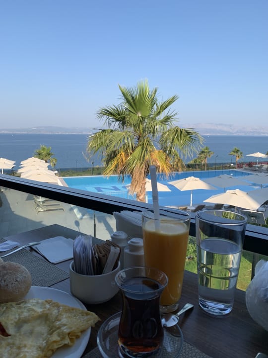 Ausblick The Nowness Luxury Hotel & Spa