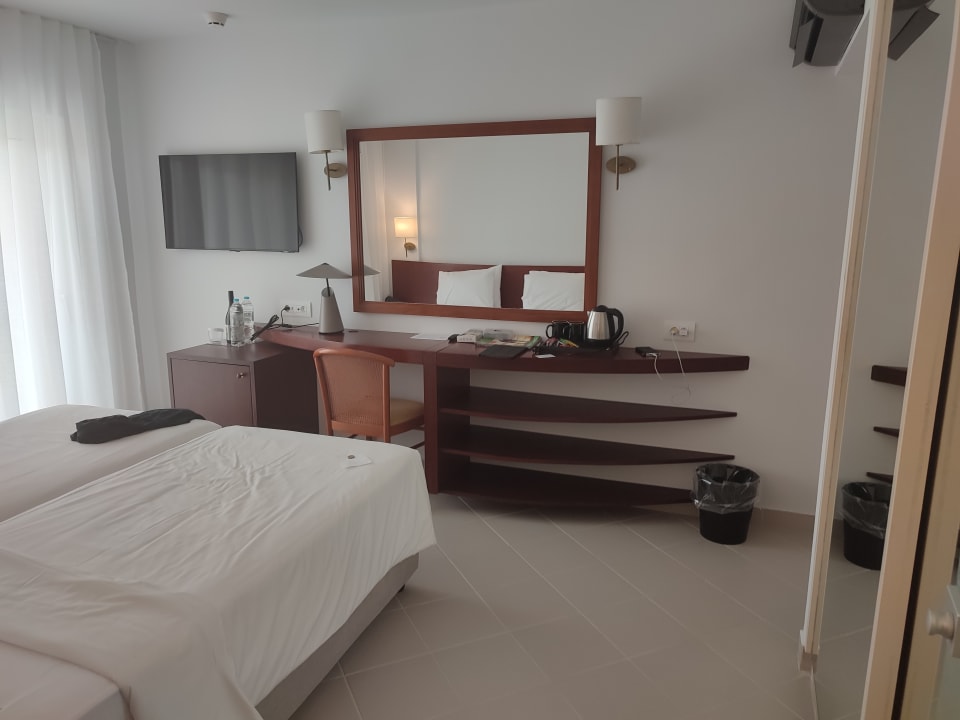 Zimmer Anissa Beach & Village