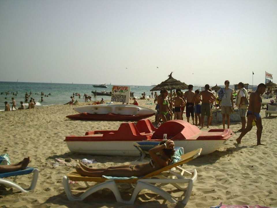 Strand Hotel Nesrine