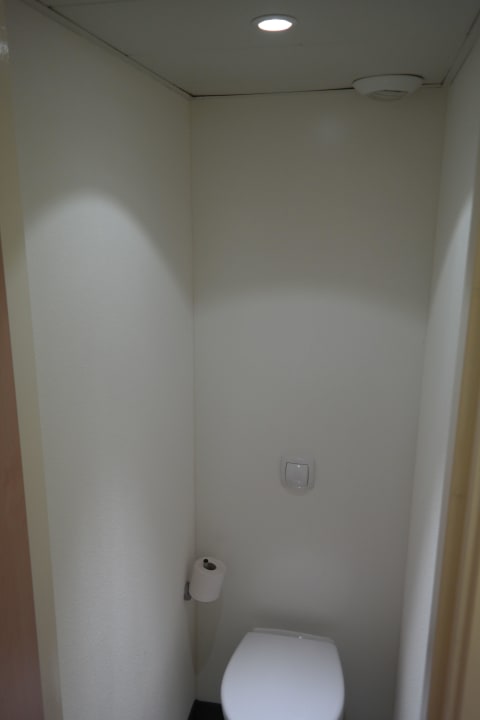 WC ibis budget Amsterdam Airport