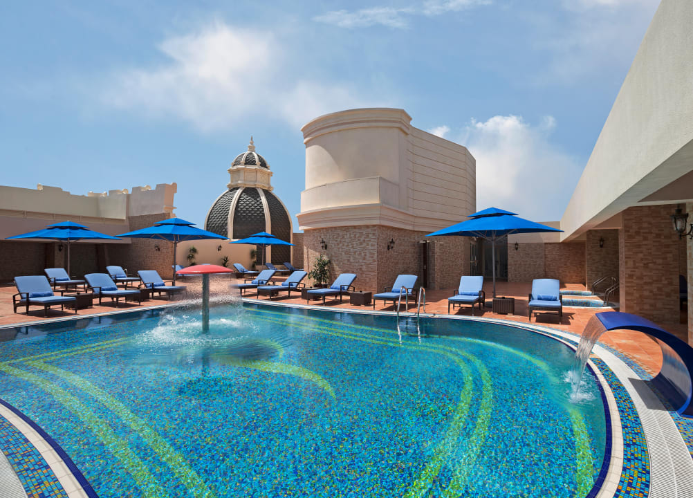 Pool Royal Rose Hotel, a Curio Collection by Hilton Affiliated Hotel
