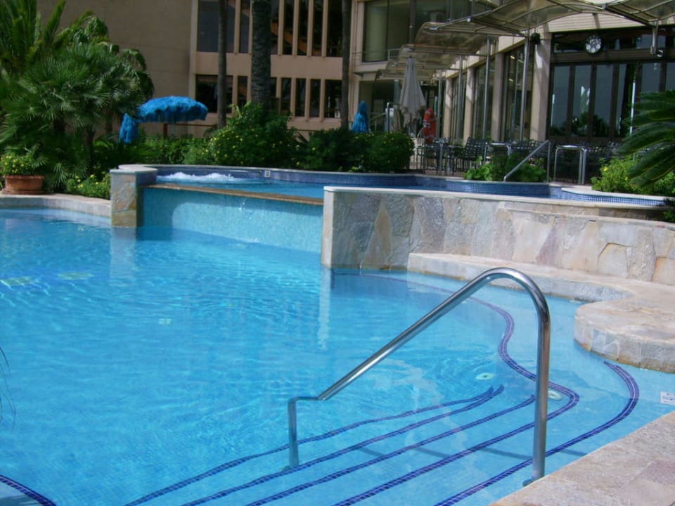 Pool Bar Corallium Dunamar by Lopesan Hotels