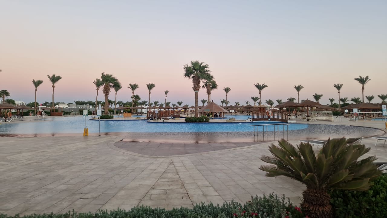 Ausblick SUNRISE Royal Makadi Resort