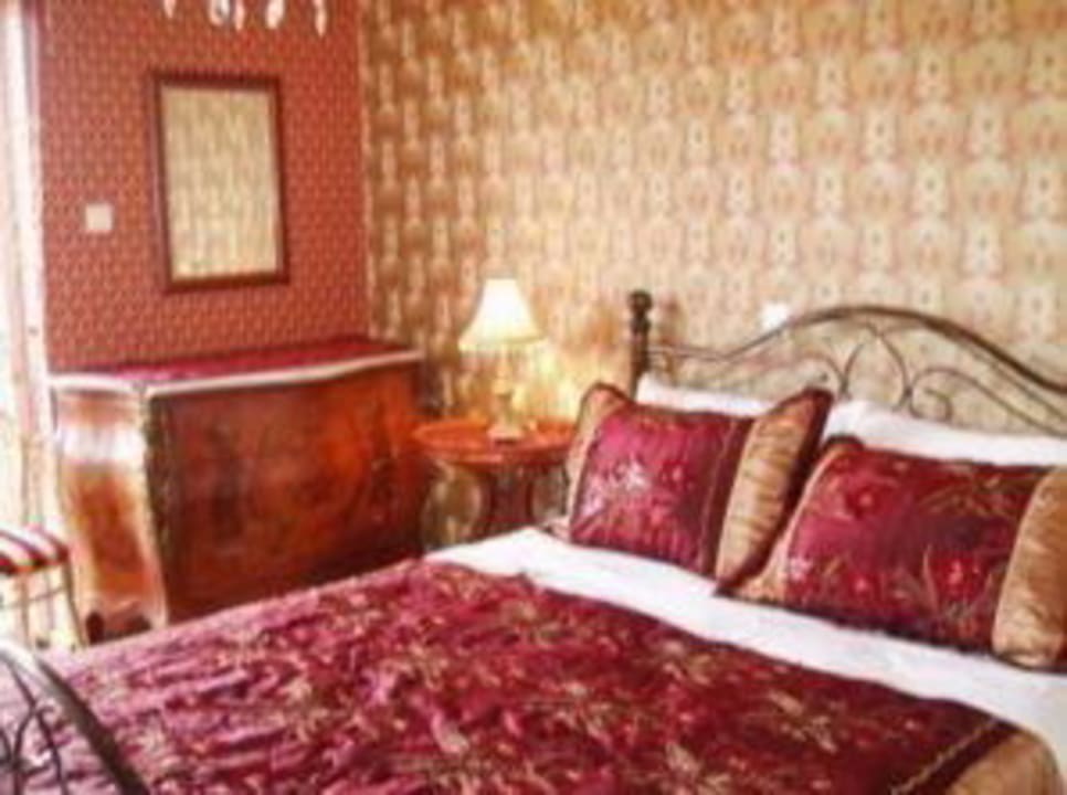 Schlafzimmer Apartments Pipitsa's