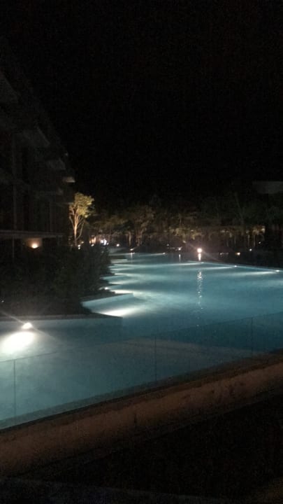 Pool La Vela Khao Lak