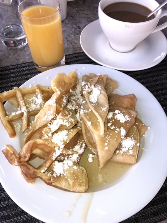 Gastro Salalah Rotana Resort