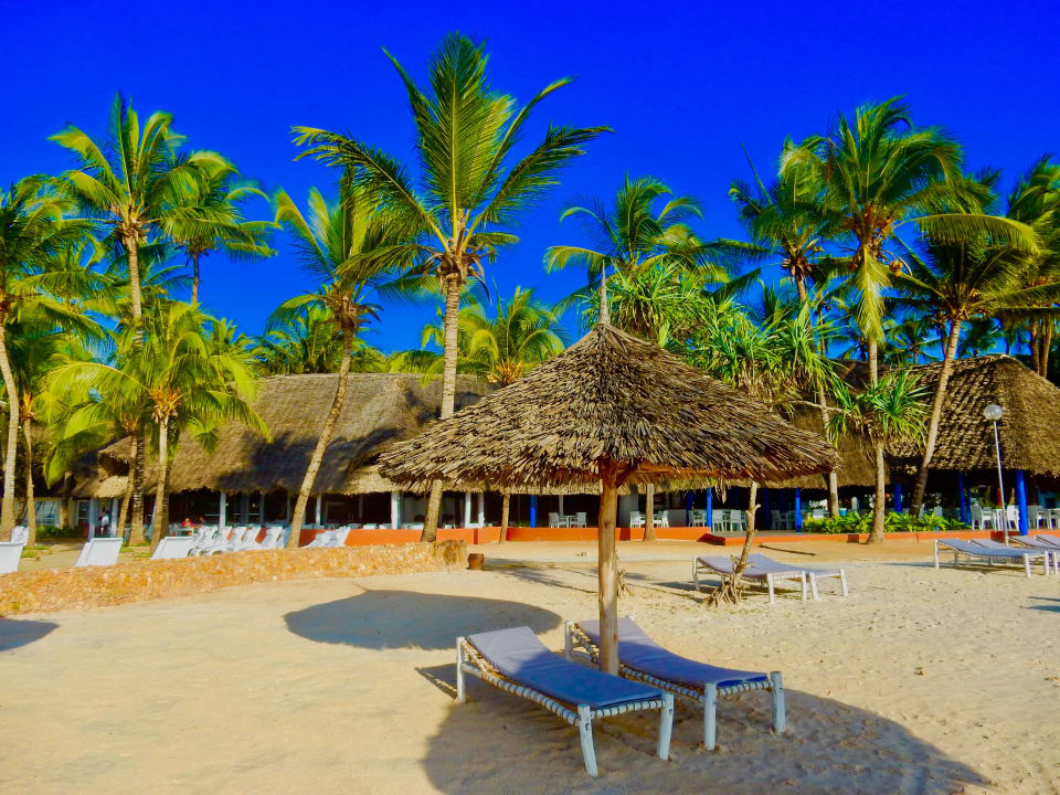 Strand Hotel Kiwengwa Beach Resort