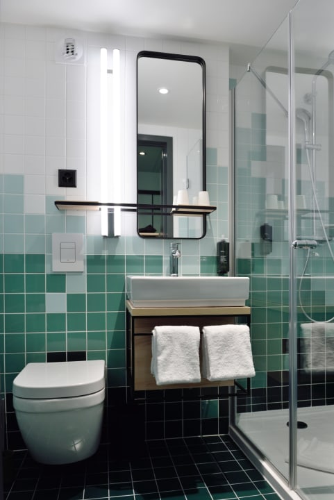 Zimmer ibis Styles Sierre Hotel