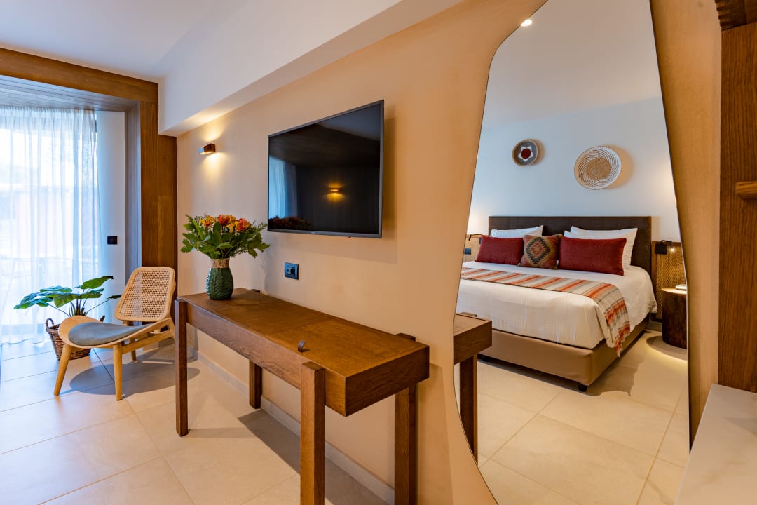 Zimmer Minos Ambassador Suite & Spa