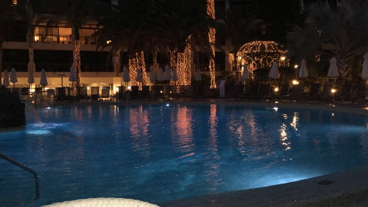 Pool Seaside Hotel Sandy Beach