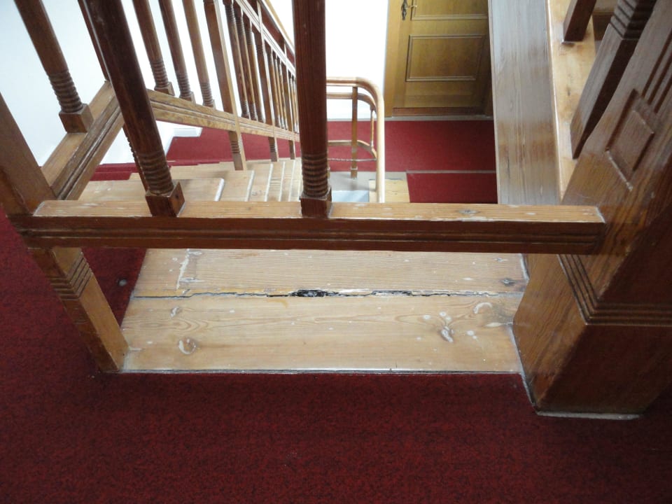 Treppe vor Zimmer 137 Nordsee Hotel Borkum