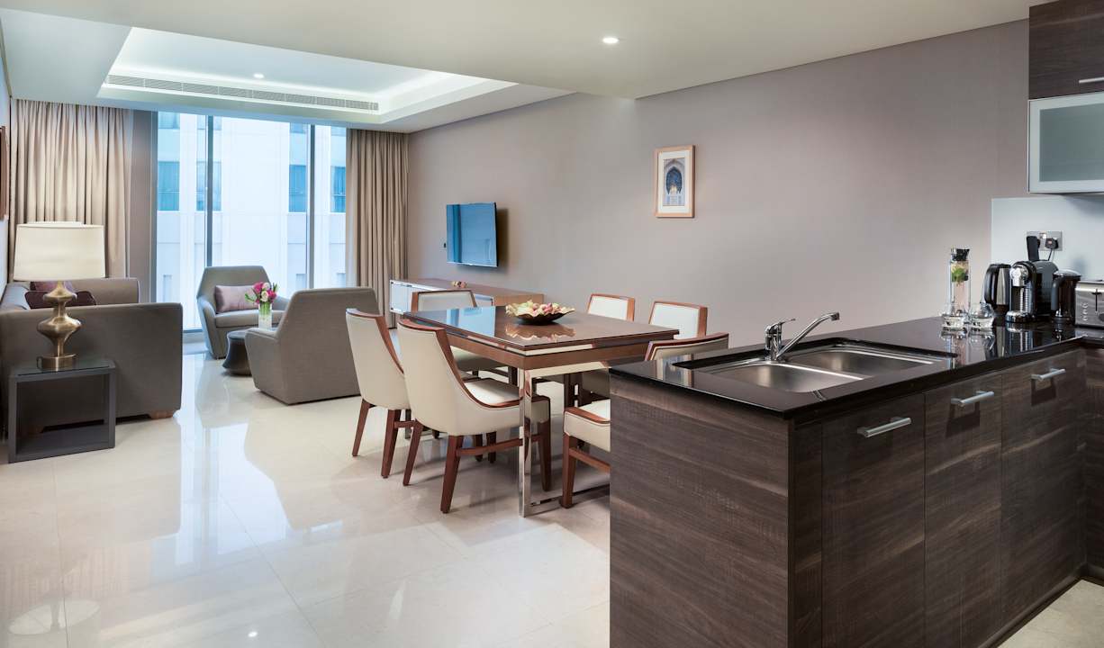 Zimmer Grand Millennium Muscat