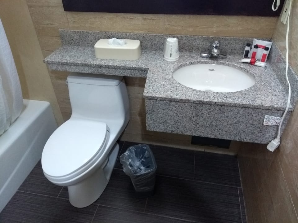 Zimmer Hotel Days Inn - Long Island City