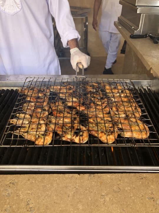 Gastro Serry Beach Resort