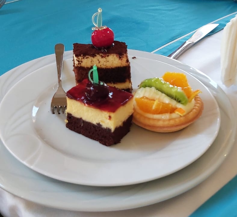 Gastro Can Garden Beach