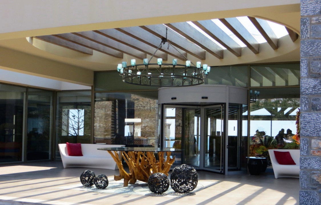 Hoteleingang Aquagrand Artistic Luxury Beach Resort - Adults only