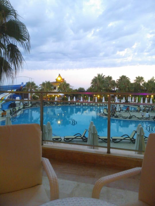 Ausblick Lobbybar Bella Resort & Spa