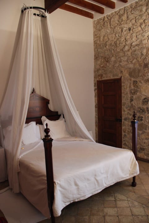 Wunderbares Bett Cas Comte Petit Hotel & Spa
