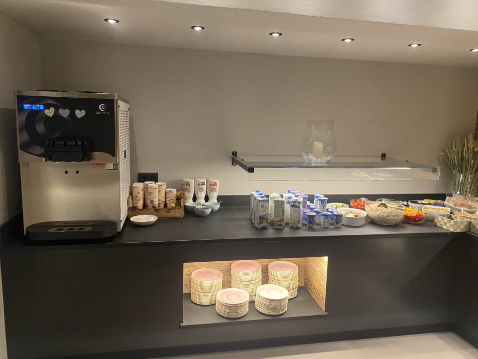 Gastro MY  AVA  All In Family Hotel