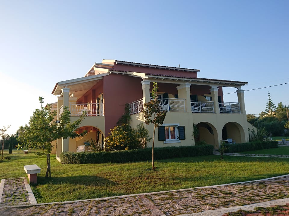 Außenansicht Capo Di Corfu  (Im Umbau/Renovierung)