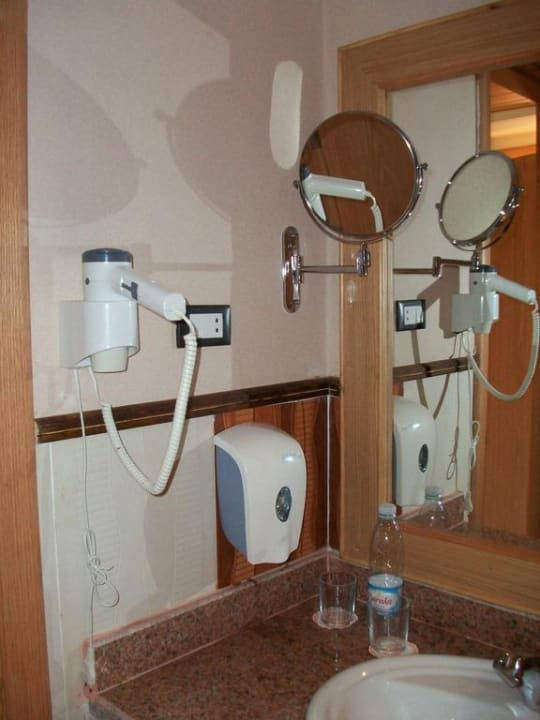 Neues Bad im 800er Block Pickalbatros Alf Leila Wa Leila Resort - Neverland Hurghada