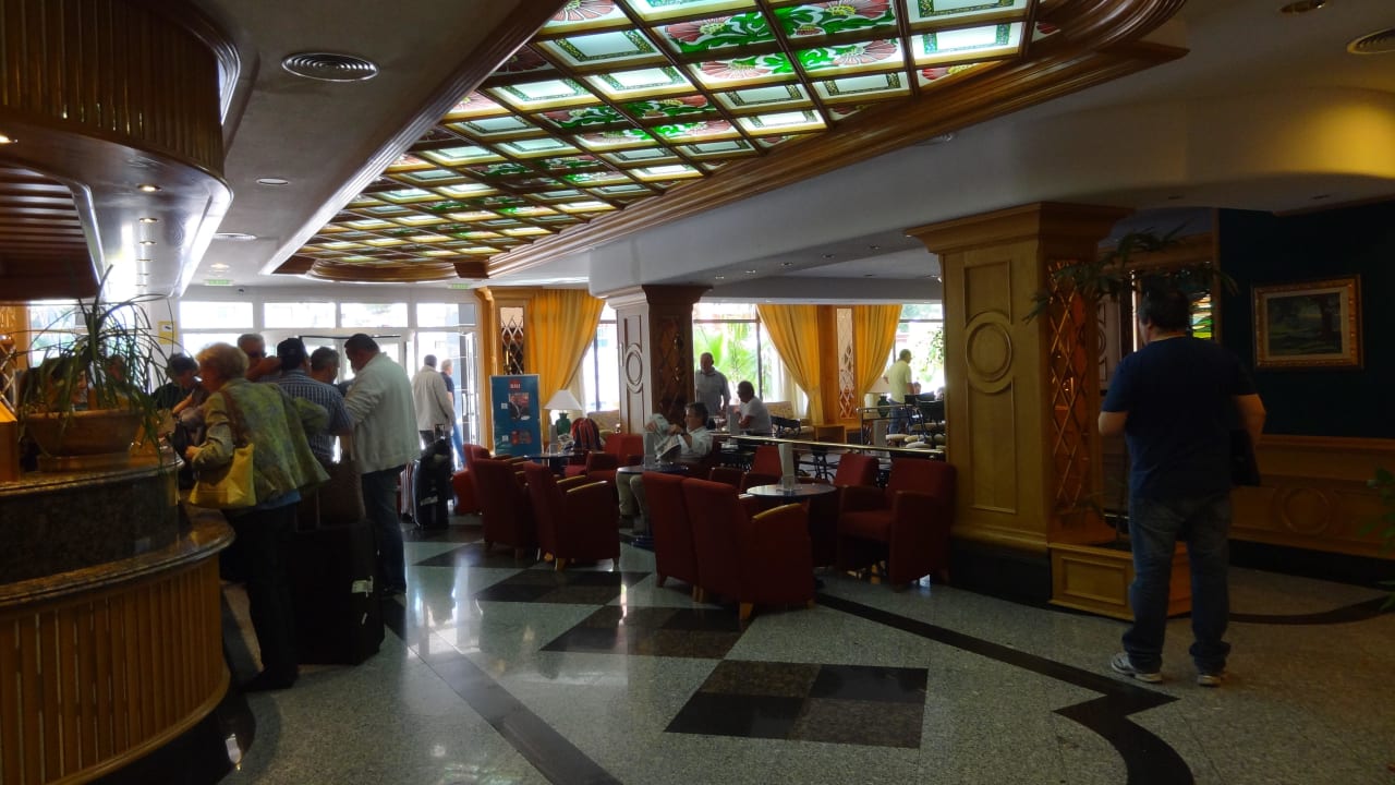 Lobby Hotel Riu Festival