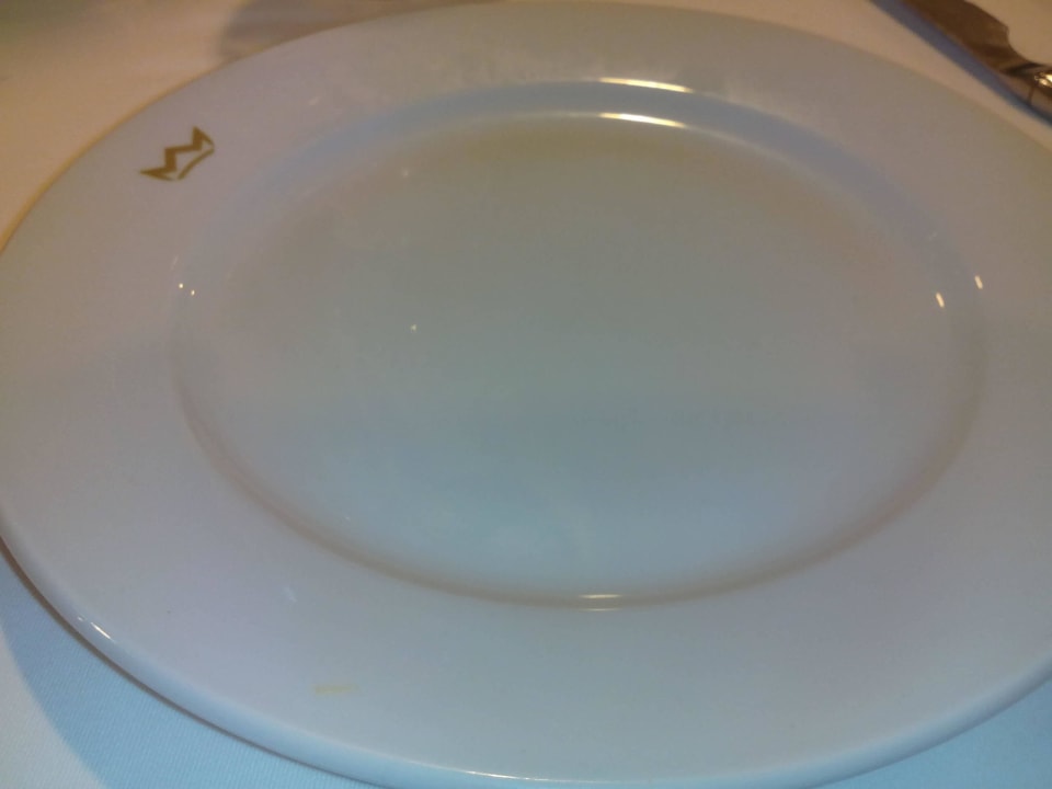 Täglich schmutziges Geschirr Hotel Riu Palace Tres Islas