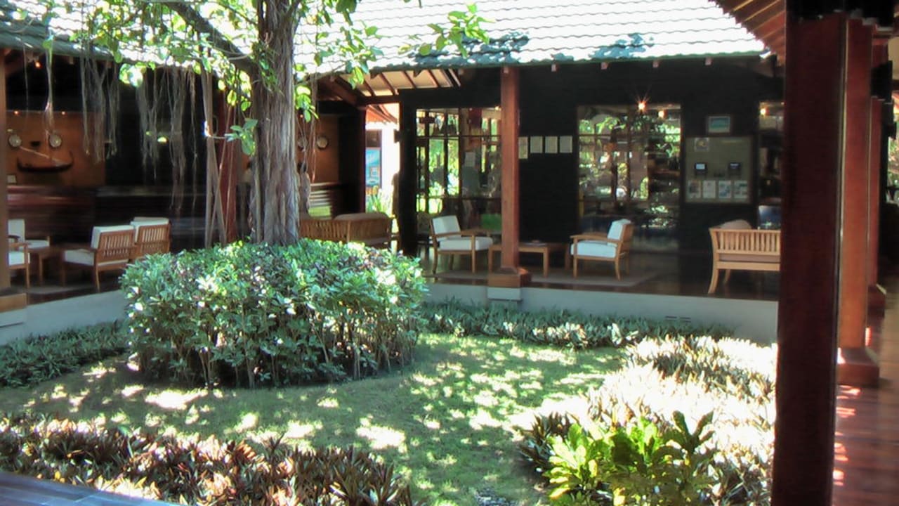 Lobby Adaaran Select Meedhupparu Island Resort - Premium All Inclusive