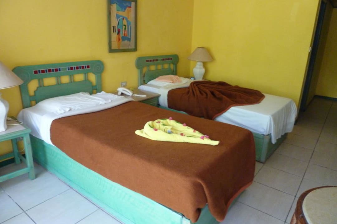 Doppelzimmer mit getrennten Betten Giftun Azur Resort