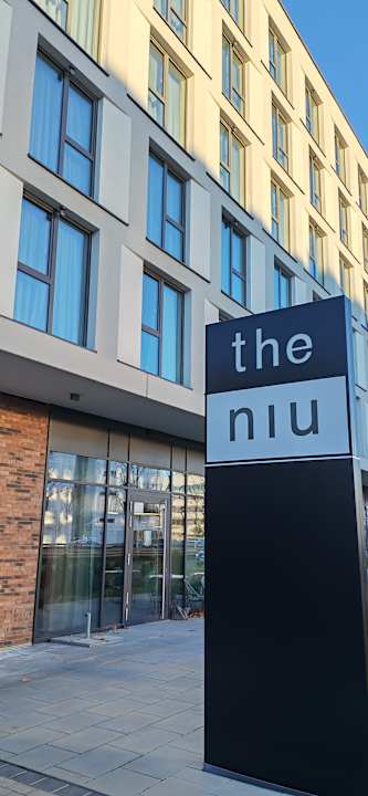 Außenansicht Holiday Inn - the niu, Cure Erlangen