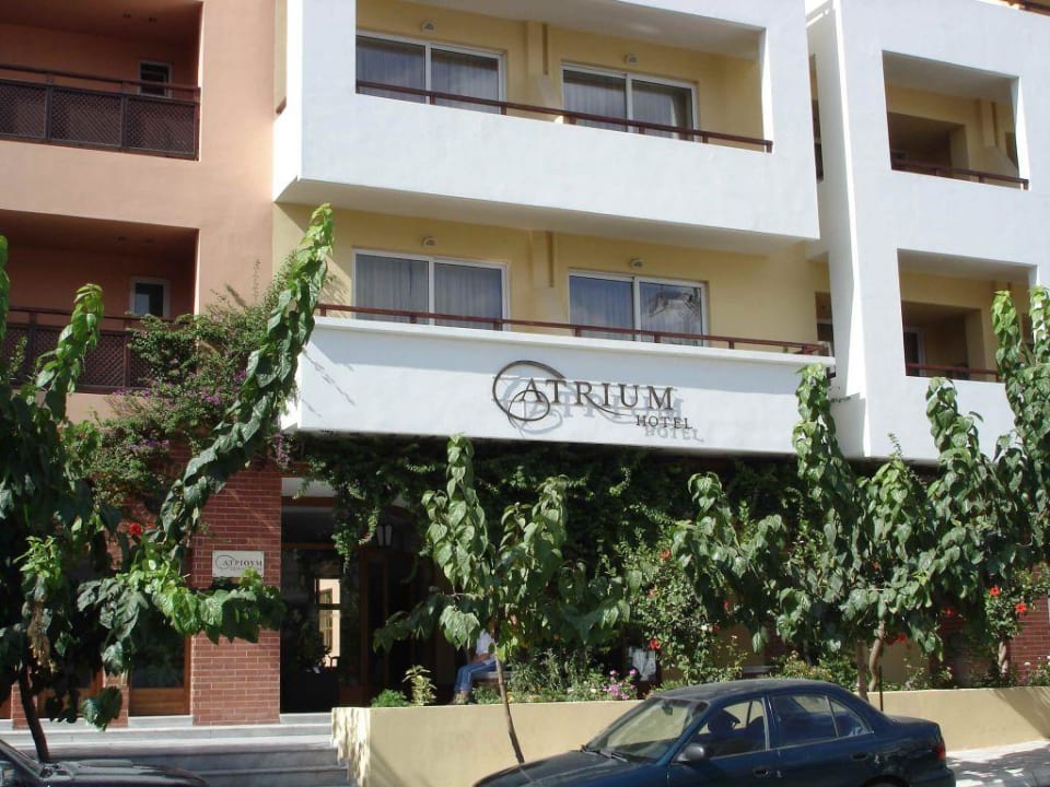 Vorderansicht Atrium Ambiance Hotel