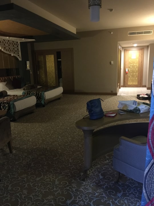 Zimmer Royal Holiday Palace