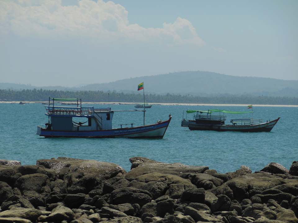 Strand Hotel Palm Beach Resort