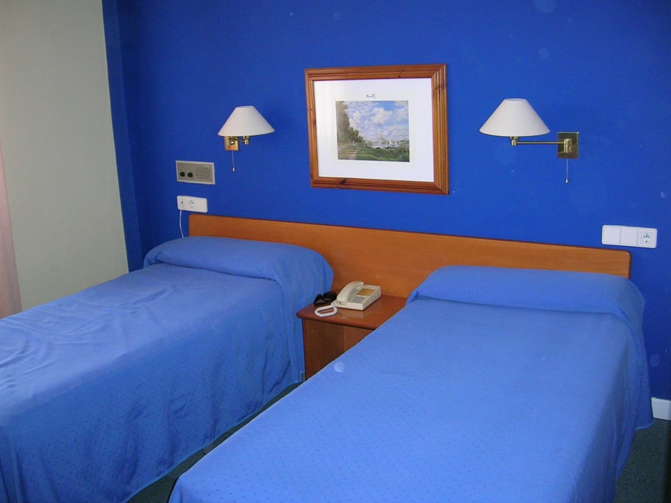 Sieht ganz schön aus- man hört das Knarren nicht! Hotel Jakue