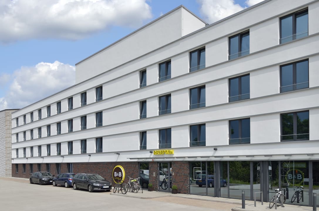 Außenansicht B&B Hotel Lüneburg