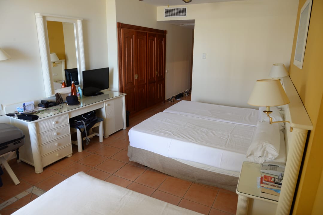 Zimmer Bahia Principe Sunlight Costa Adeje