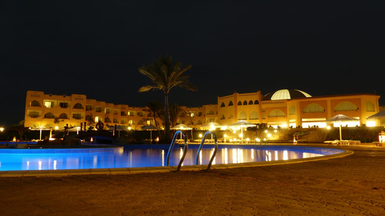 Pool Three Corners Equinox Beach Resort
