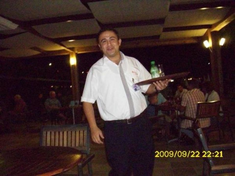 Barkeeper Hane Family Resort