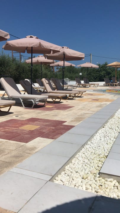 Pool Vasia Royal Hotel