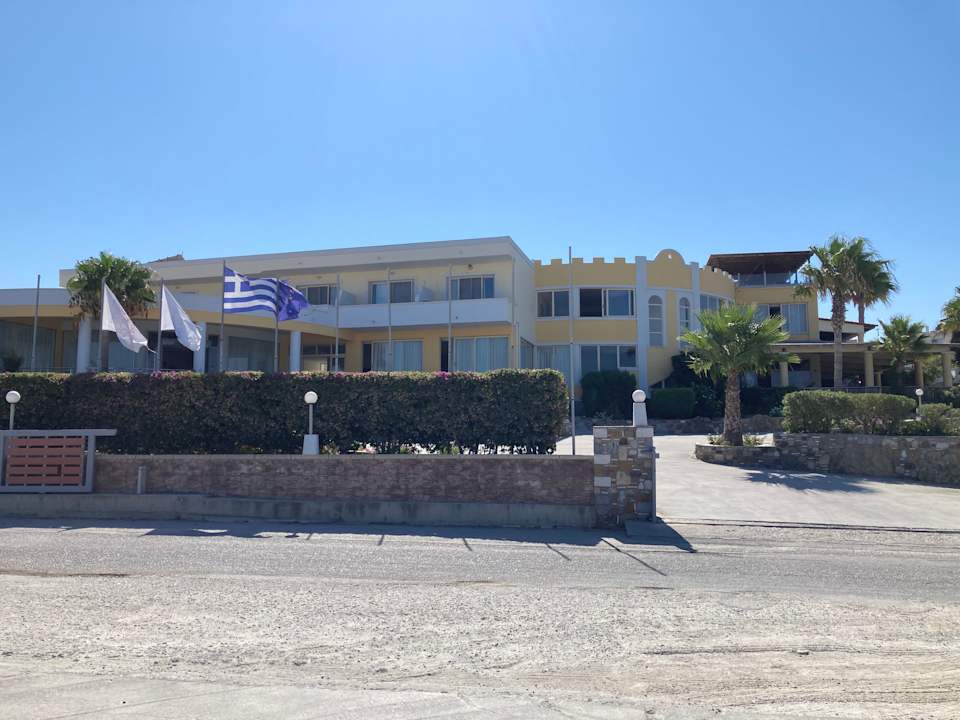 Außenansicht Hotel Kouros Palace
