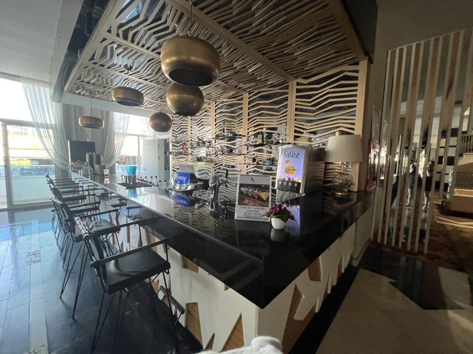 Gastro Palm World Side Resort & Spa