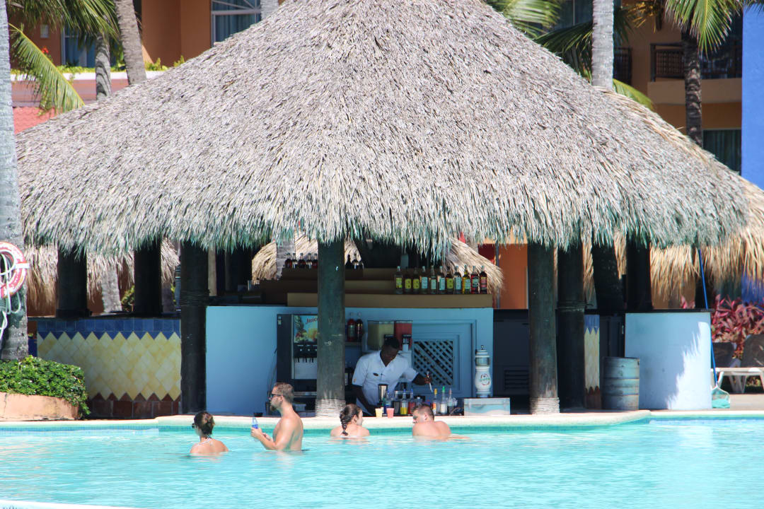 Pool Punta Cana Princess All Suites Resort & Spa
