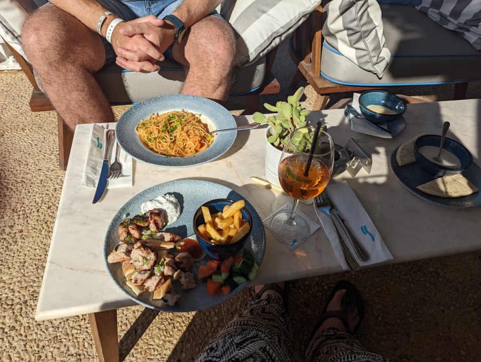 Gastro Crystal Springs Beach Hotel