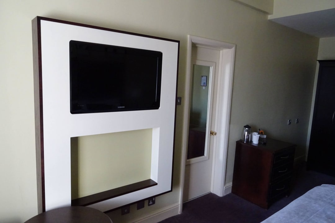 Mit Flat TV Hotel Hallmark