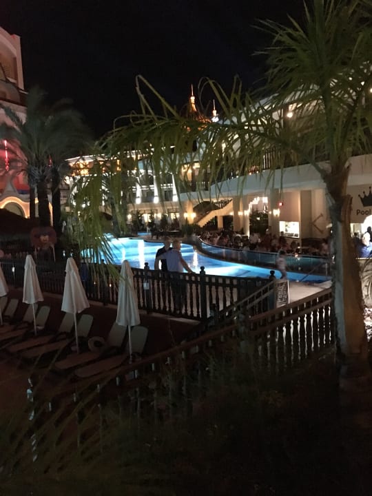 Außenansicht Well Palace Side