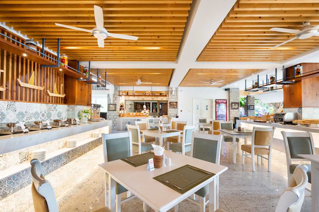 Gastro Hoang Ngoc Beach Resort