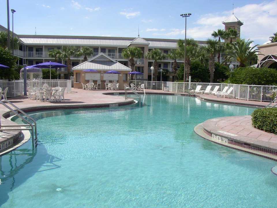 Poolanlage Clarion Suites Maingate Resort