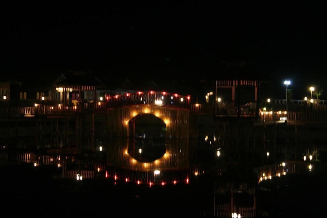 Aussenansicht Hotel Paradise Inle Resort