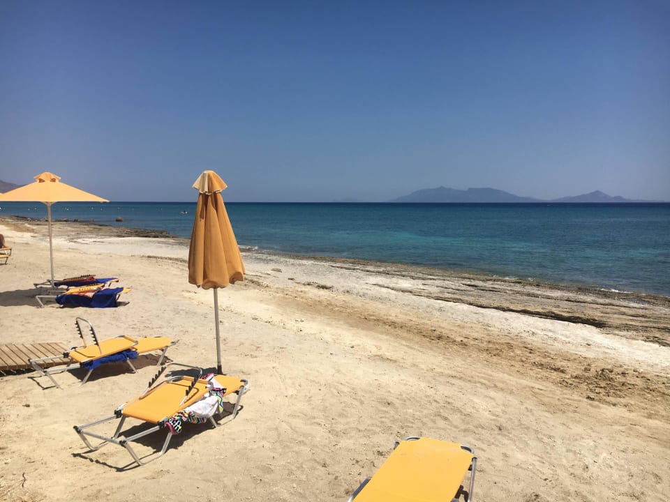Hoteleigener Strand Atlantica Mikri Poli Kos